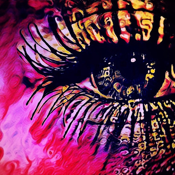 Meet your Posher, Nicole - Picture 1 of 1